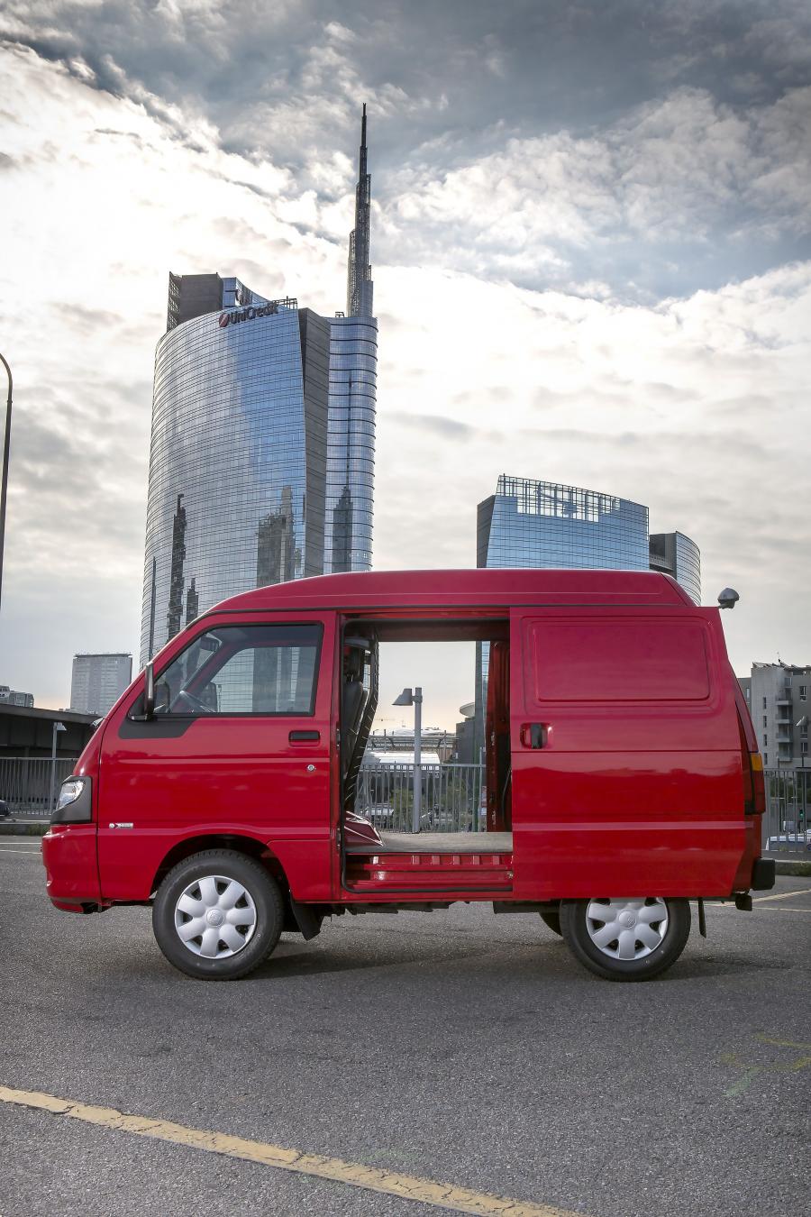  Piaggio Porter Panel Van 2015 года  (фото 5 из 5)